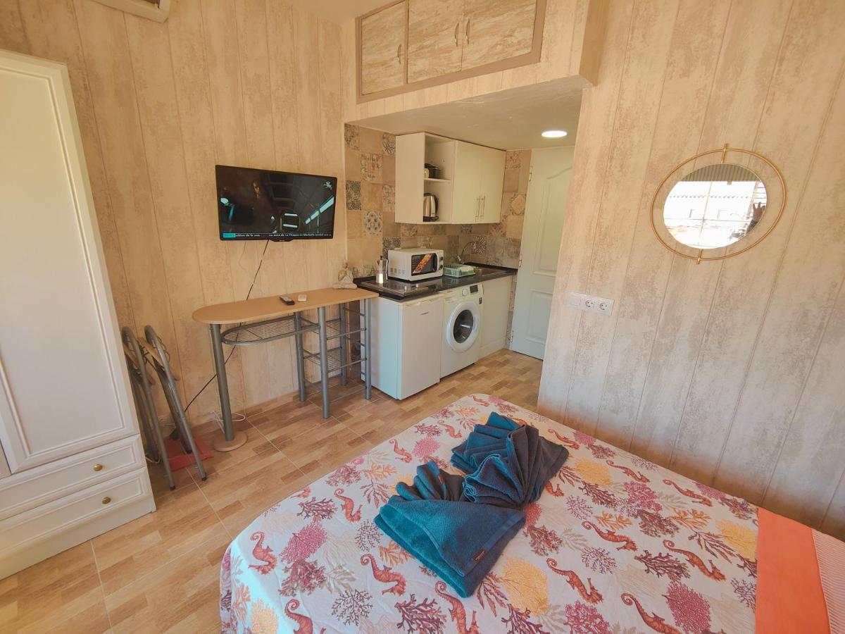 Begona 408 Compact city center studio Torremolinos Esterno foto